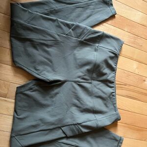 Avalanche Olive Green Performance Leggings